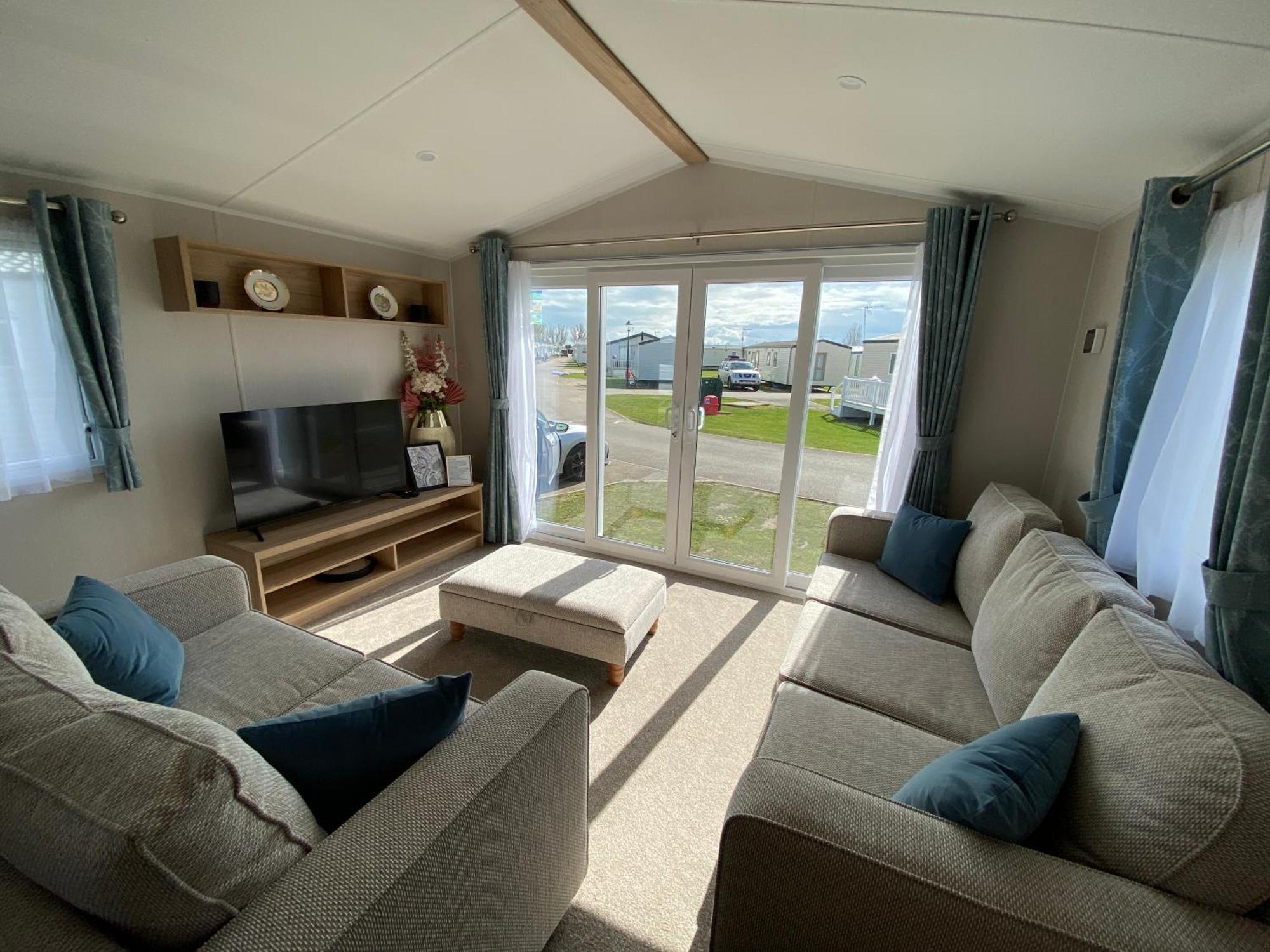 Verbzen Holiday Caravan At St Osyth Beach, Clacton-On-Sea By Verb Holidays Saint Osyth Экстерьер фото